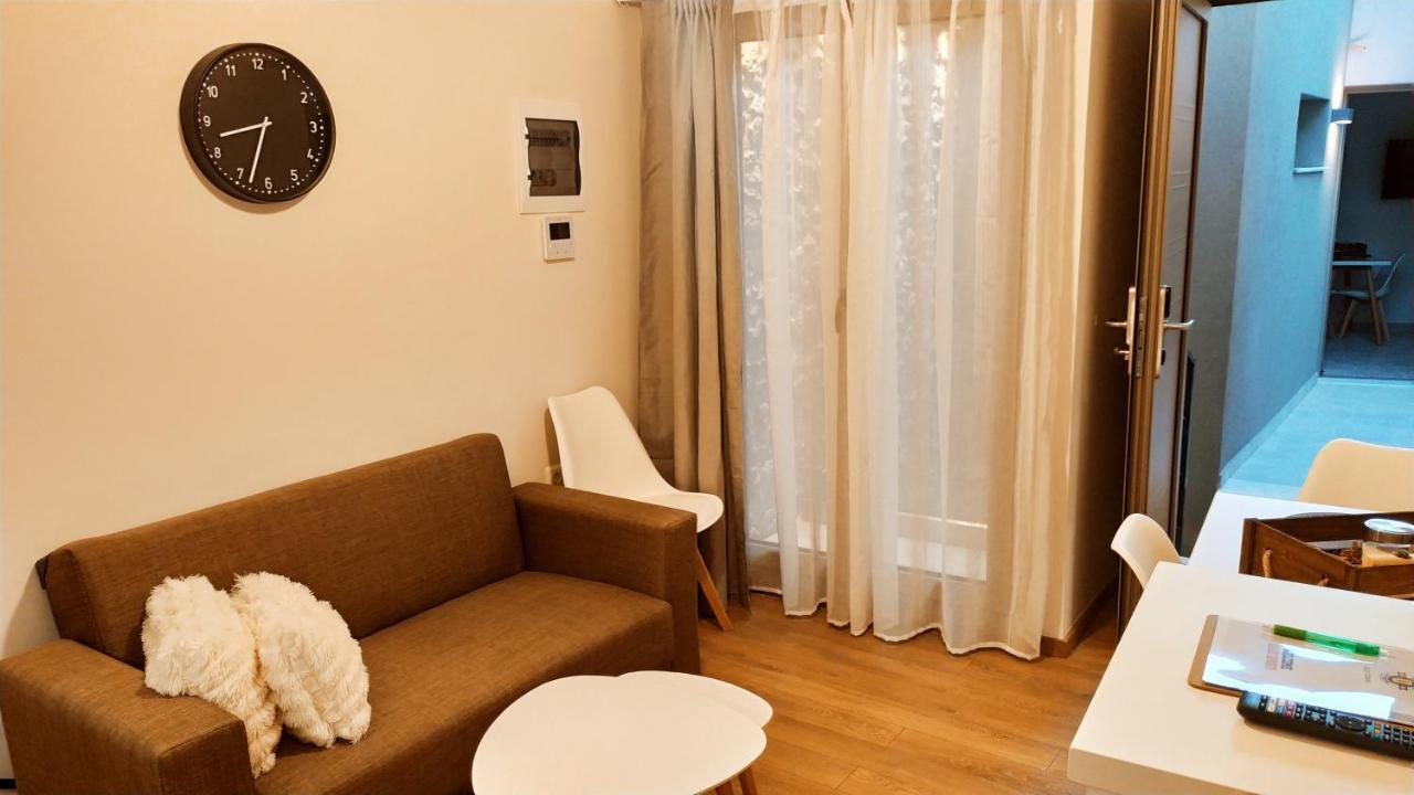 Uni Island - Old Town Appartement
